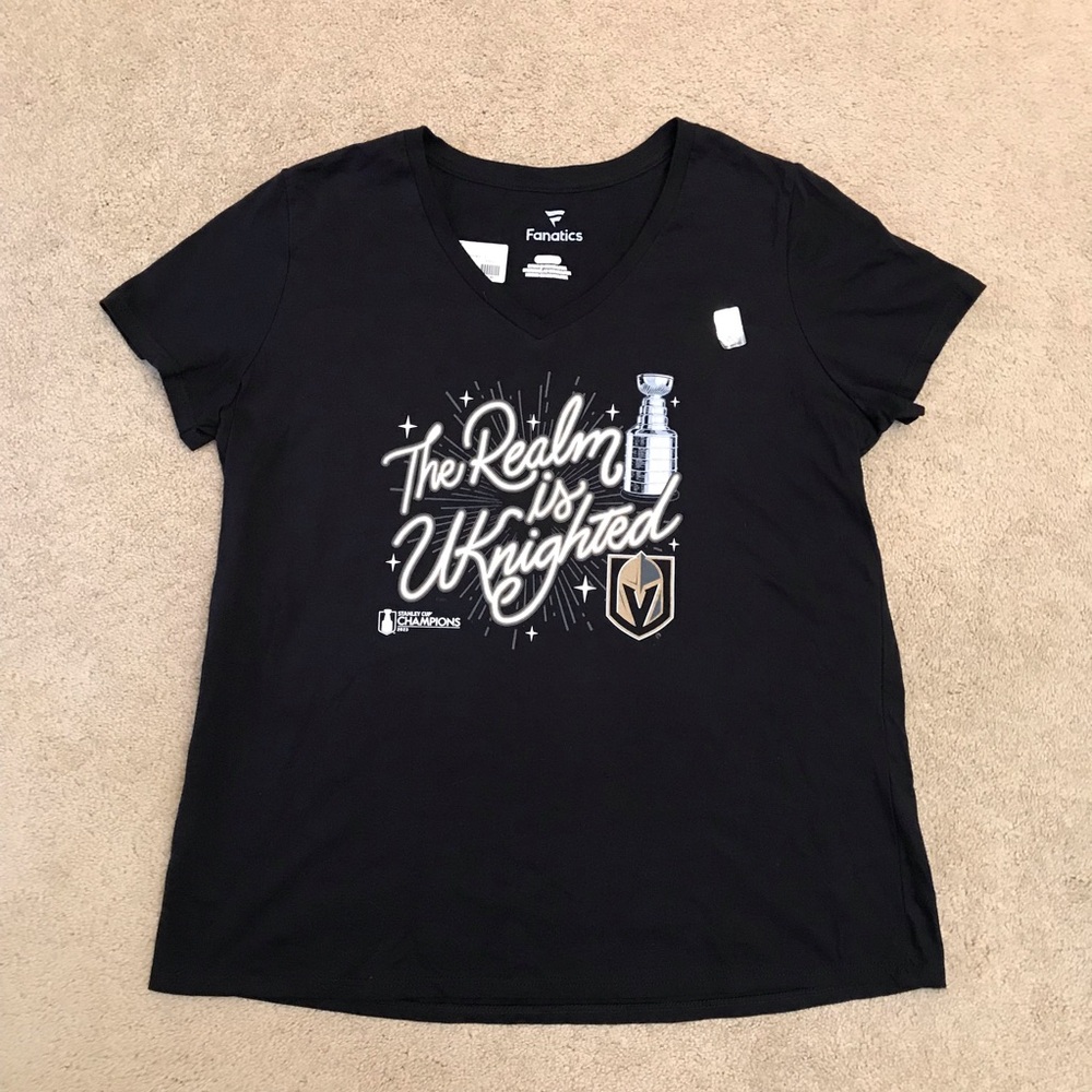 Las Vegas Golden Knights Graphic Tee NEW Womens XL Stanley Cup Champions 2023
